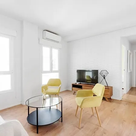 Modern T4 Centro Aceras Apartment